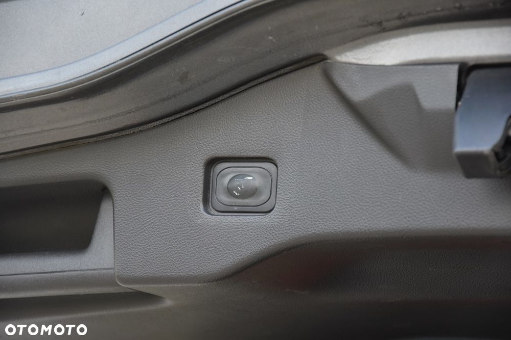 Ford Mondeo 2.0 TDCi STart-Stopp PowerShift-Aut Titanium - 12