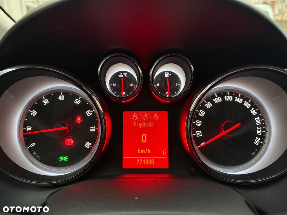 Opel Astra 1.4 T Cosmo S&S - 9