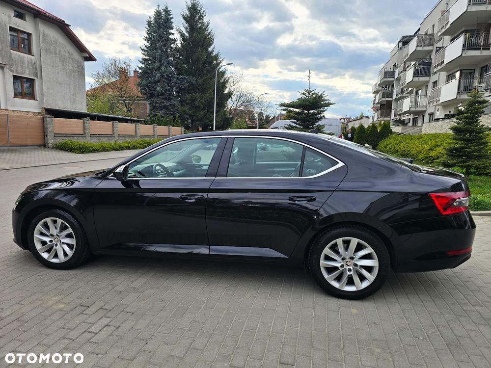 Skoda Superb - 25