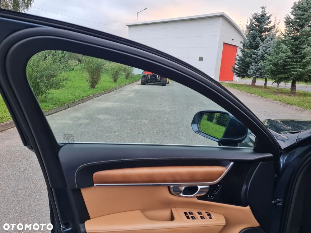 Volvo S90 D4 Inscription - 9