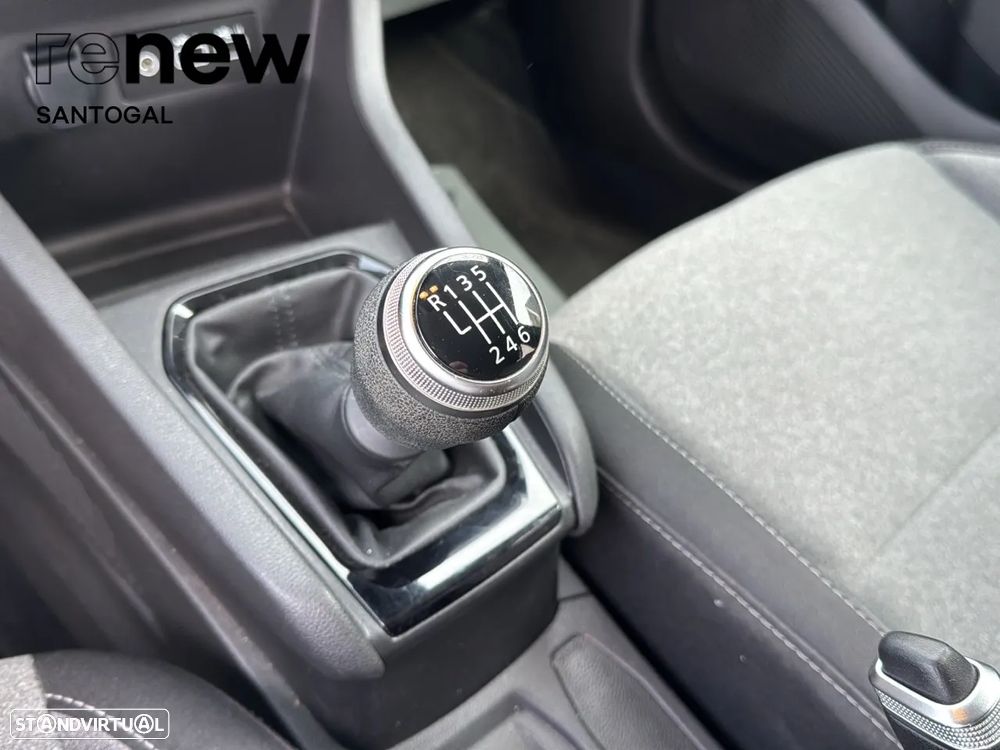 Renault Clio 1.0 TCe Evolution Bi-Fuel - 17