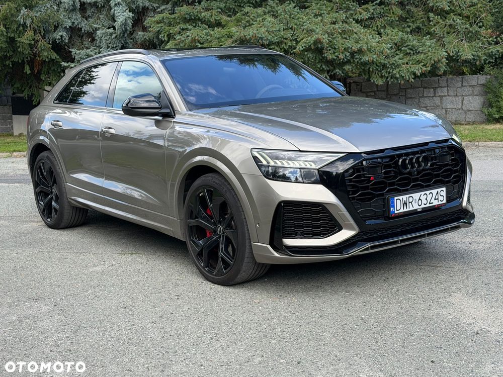 Audi RS Q8 - 10