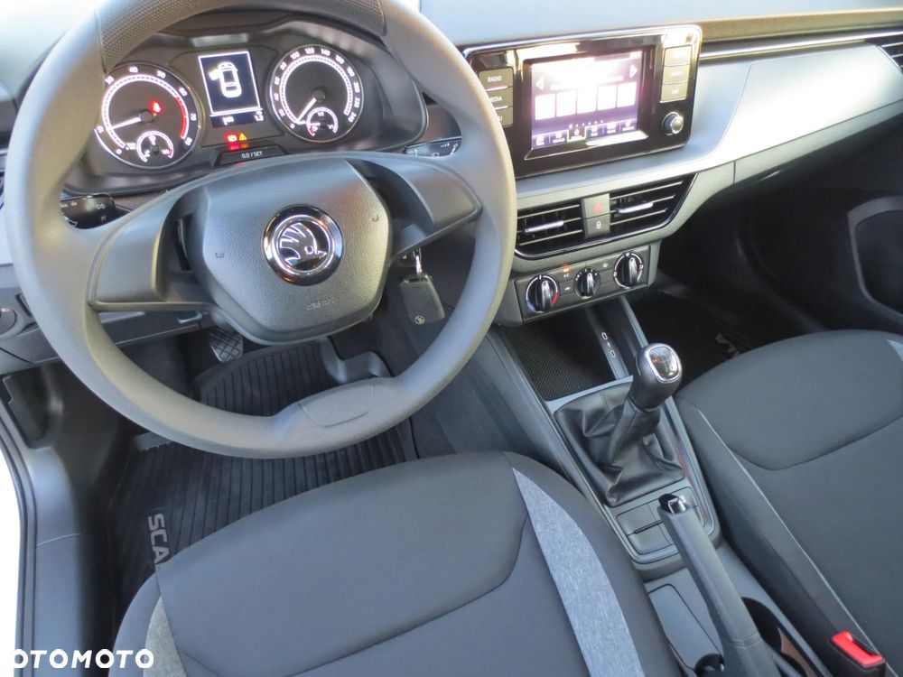 Skoda Scala - 11