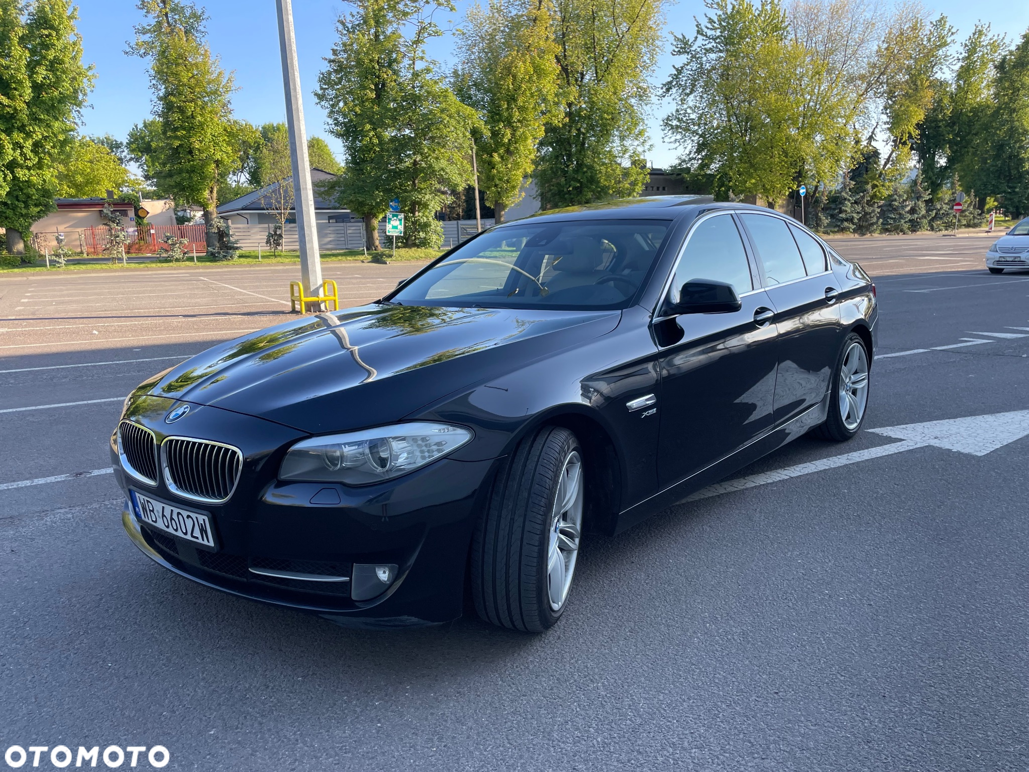 BMW Seria 5 530d xDrive - 7