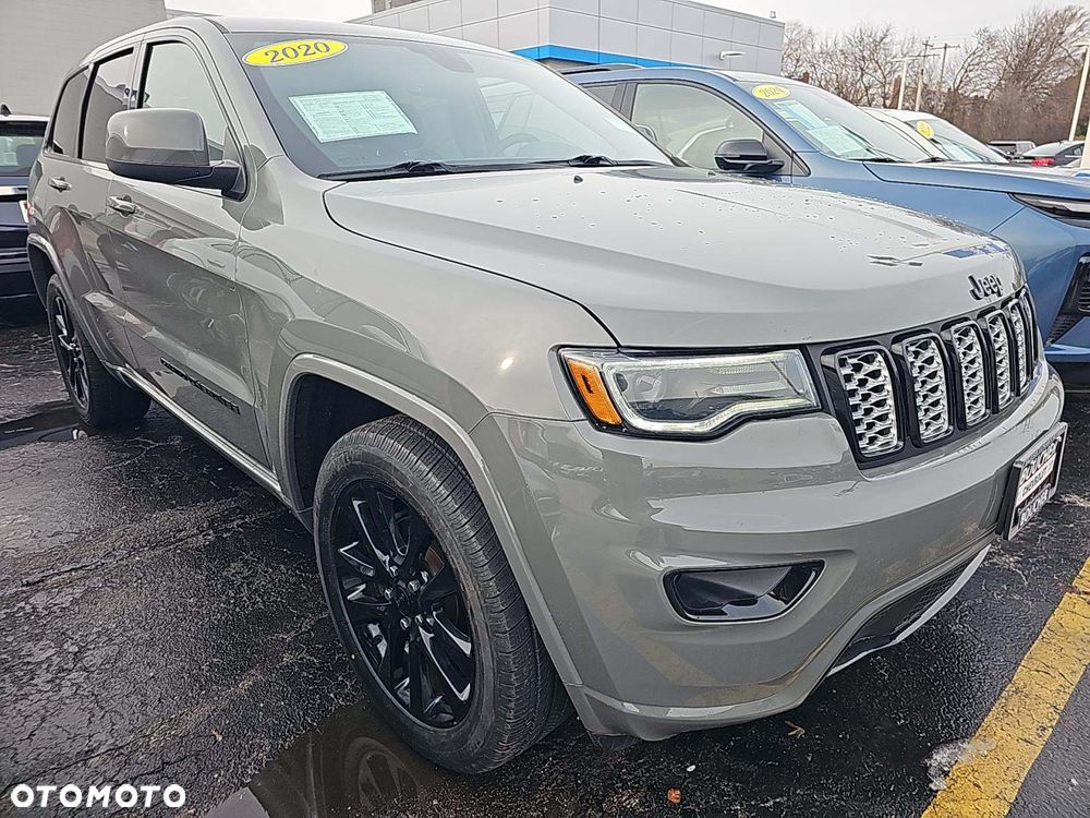 Jeep Grand Cherokee - 1