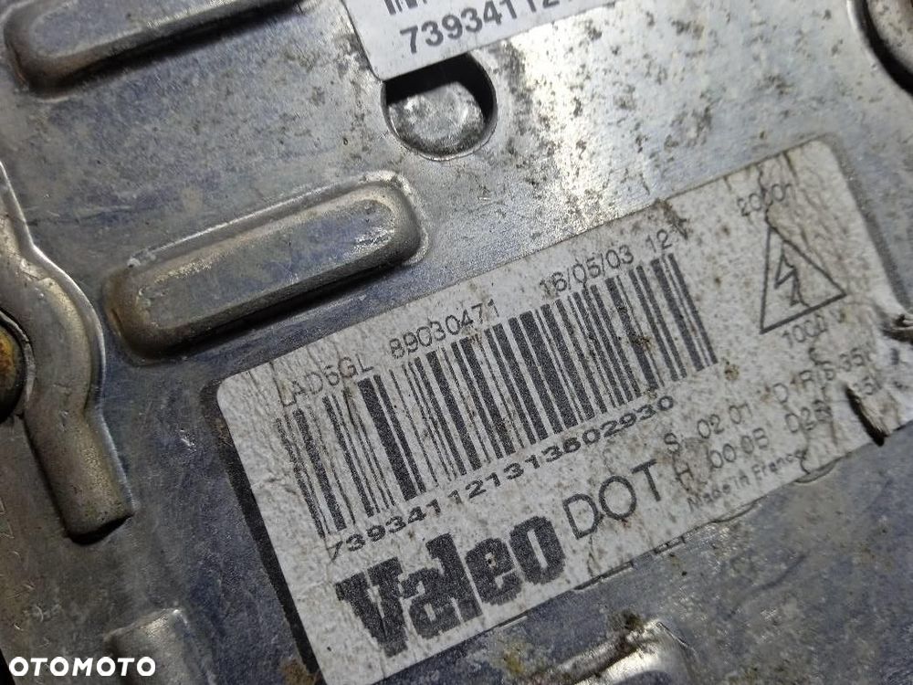 LAMPA LEWA PRZEDNIA RENAULT LAGUNA 2 - 3