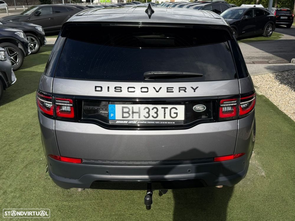 Land Rover Discovery Sport P300e Dynamic SE - 16