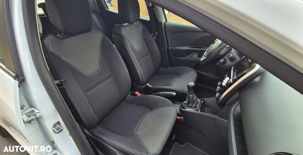 Renault Clio ENERGY TCe 90 Start & Stop Experience - 18