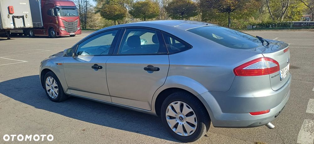 Ford Mondeo 1.8 TDCi Titanium - 8