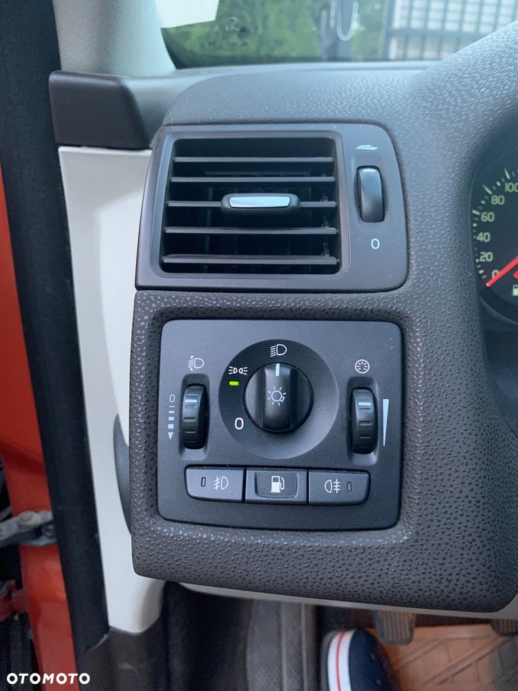 Volvo C30 D2 DRIVe Momentum - 13