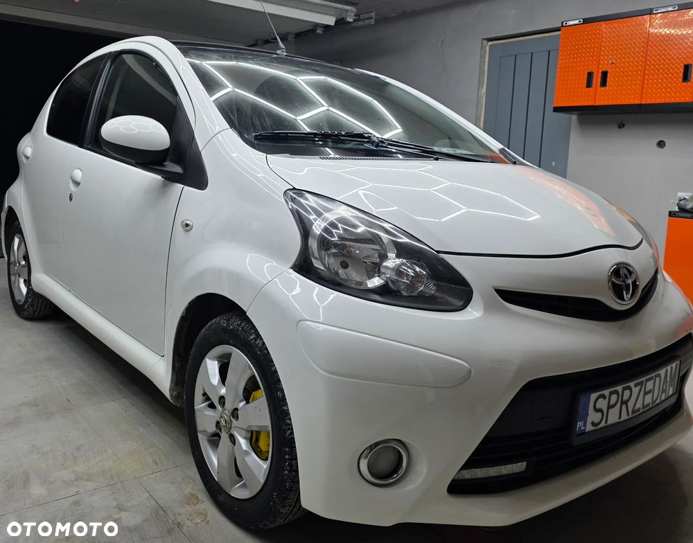 Toyota Aygo City - 1