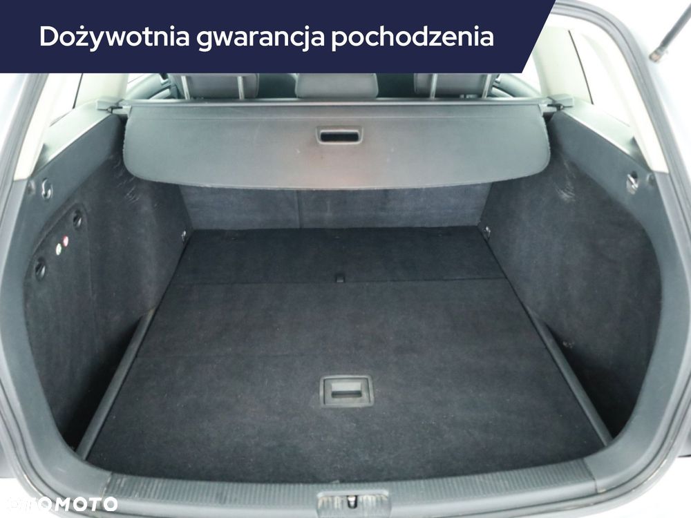 Volkswagen Golf Variant - 13