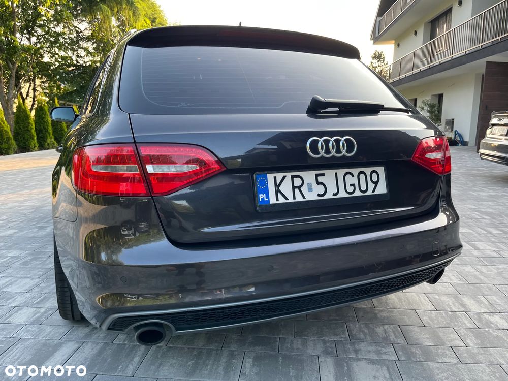 Audi A4 Avant - 10