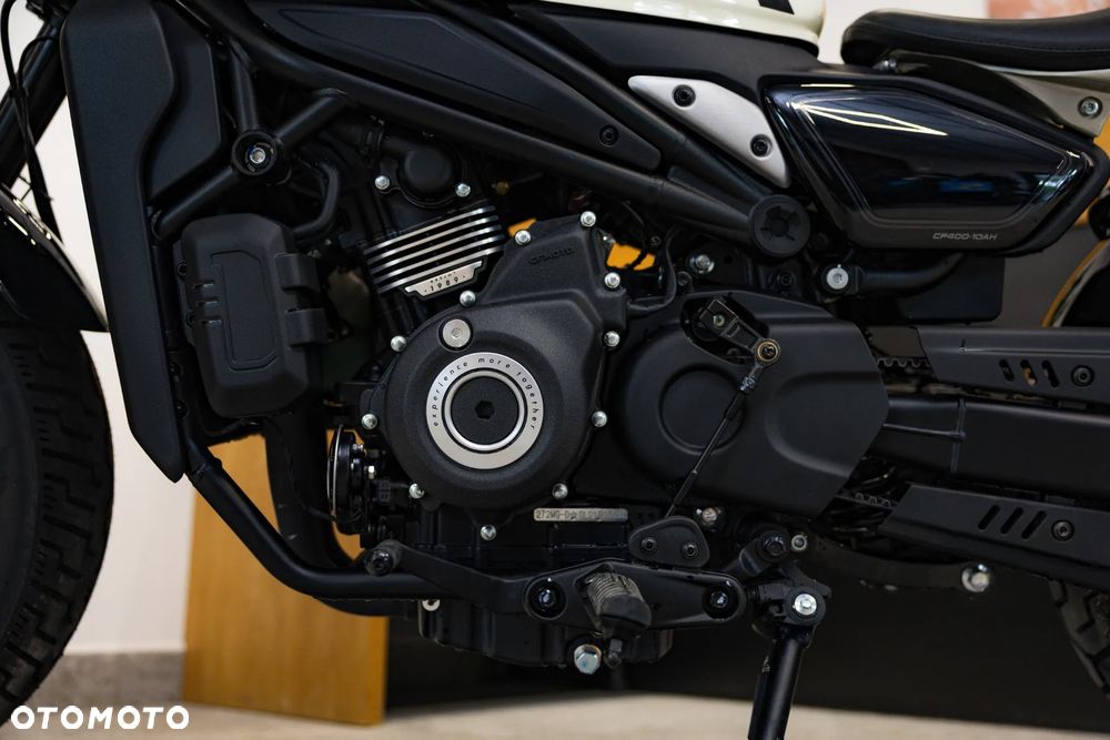 CFMoto 450CL-C Bobber - 4