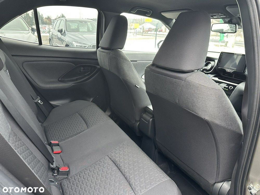 Toyota Yaris Cross - 18