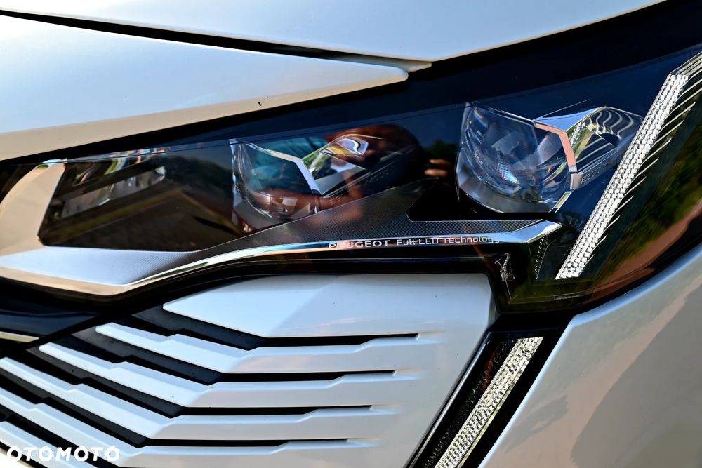 Peugeot 3008 BlueHDi 130 Stop & Start EAT8 GT Pack - 16