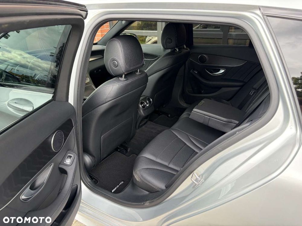 Mercedes-Benz Klasa C 250 d 4Matic 9G-TRONIC - 16