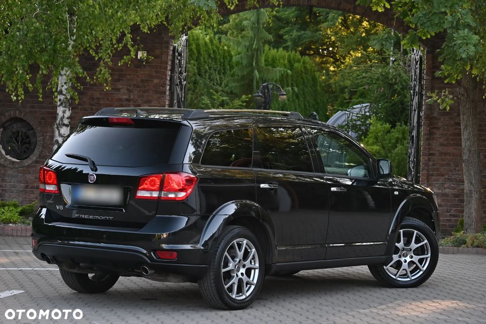 Fiat Freemont 3.6 V6 Black Code - 12
