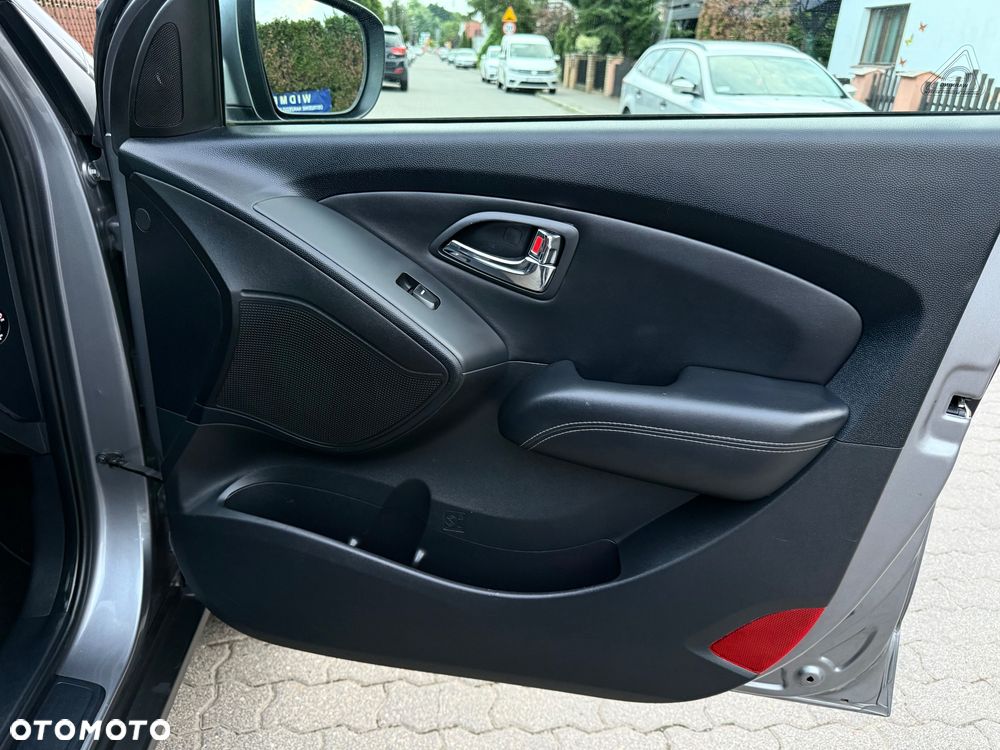Hyundai ix35 2.0 CRDi 4WD Automatik Premium - 14