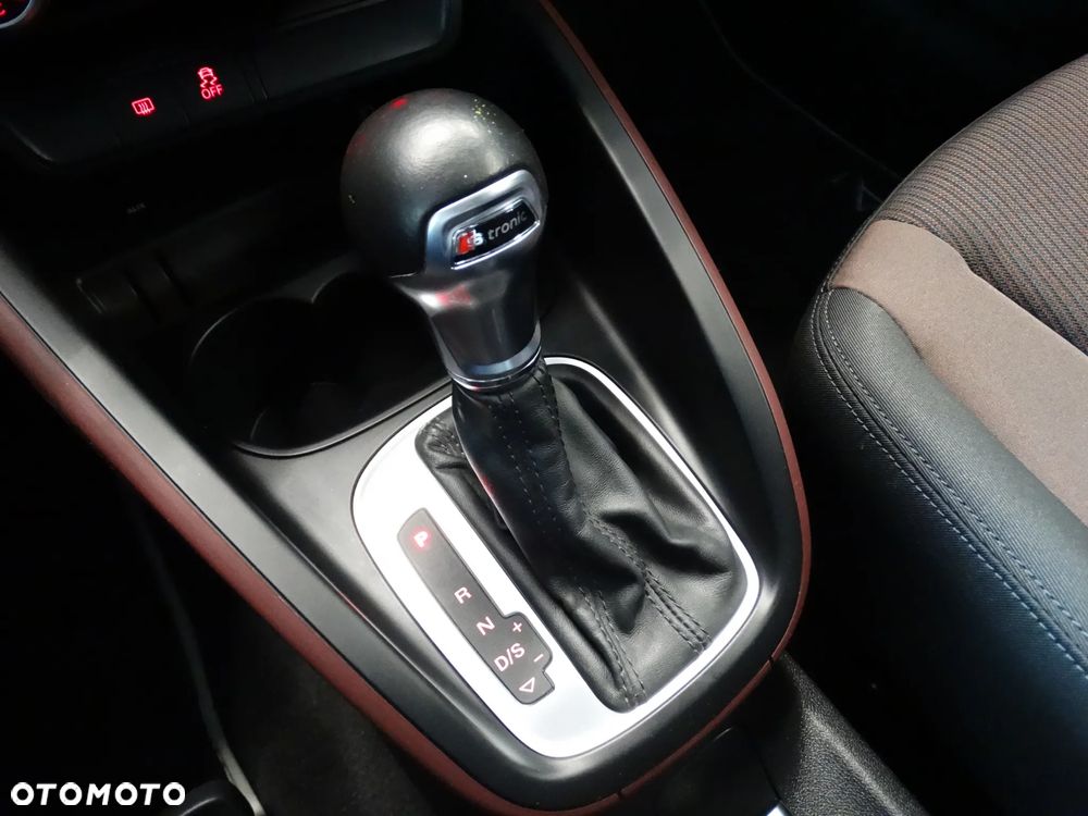 Audi A1 Sportback 1.4 TDI (ultra) S tronic design - 7