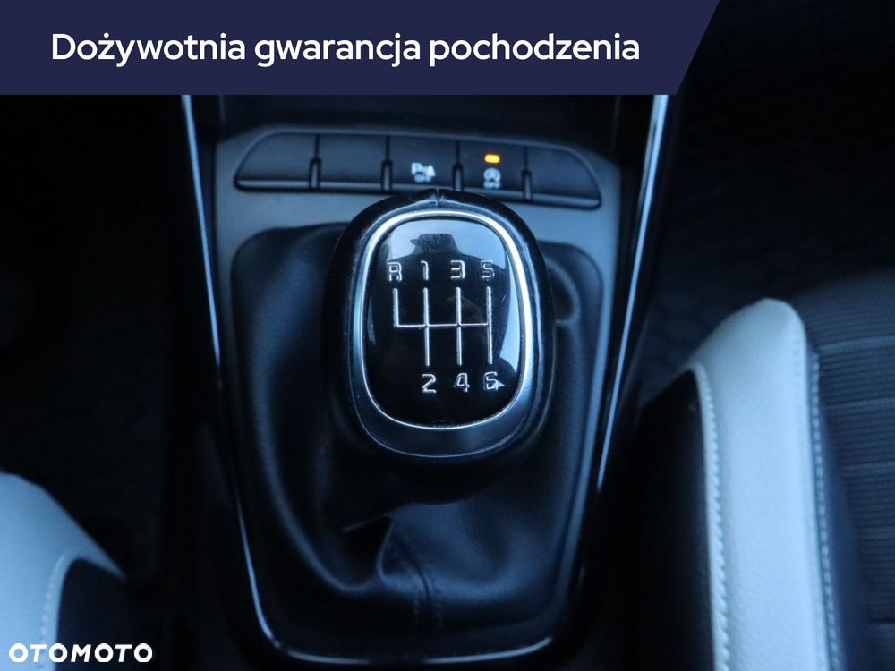 Kia Stonic - 17