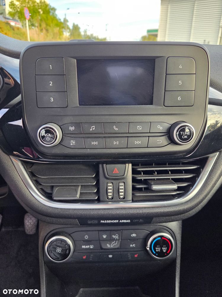 Ford Fiesta 1.1 SYNC Edition - 19