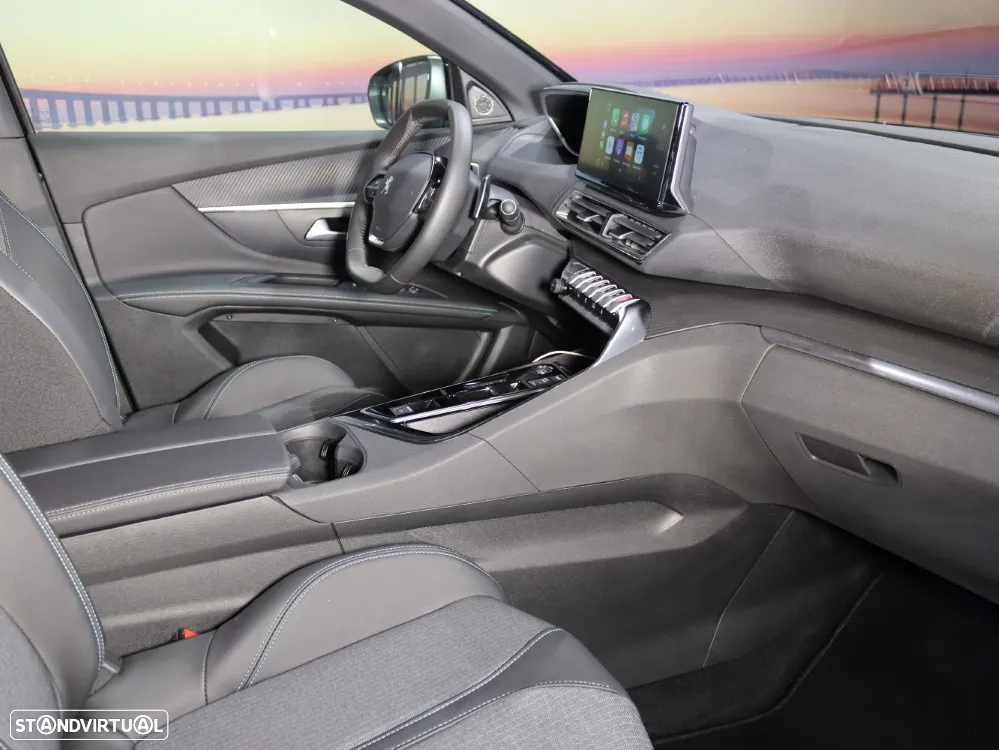 Peugeot 5008 1.5 BlueHDi Allure Pack EAT8 - 17
