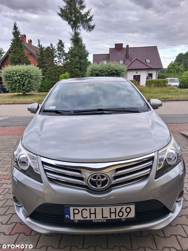 Toyota Avensis 1.8 Sol NAVI - 3
