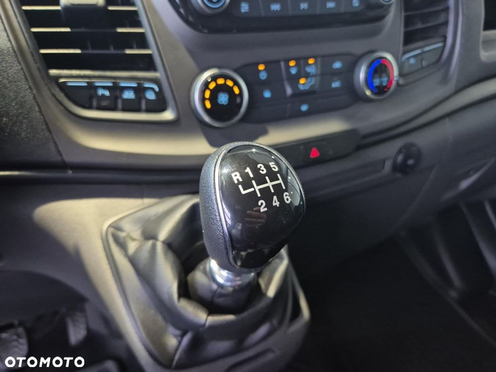 Ford transit-custom - 15
