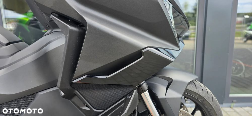 Honda NSS - 17