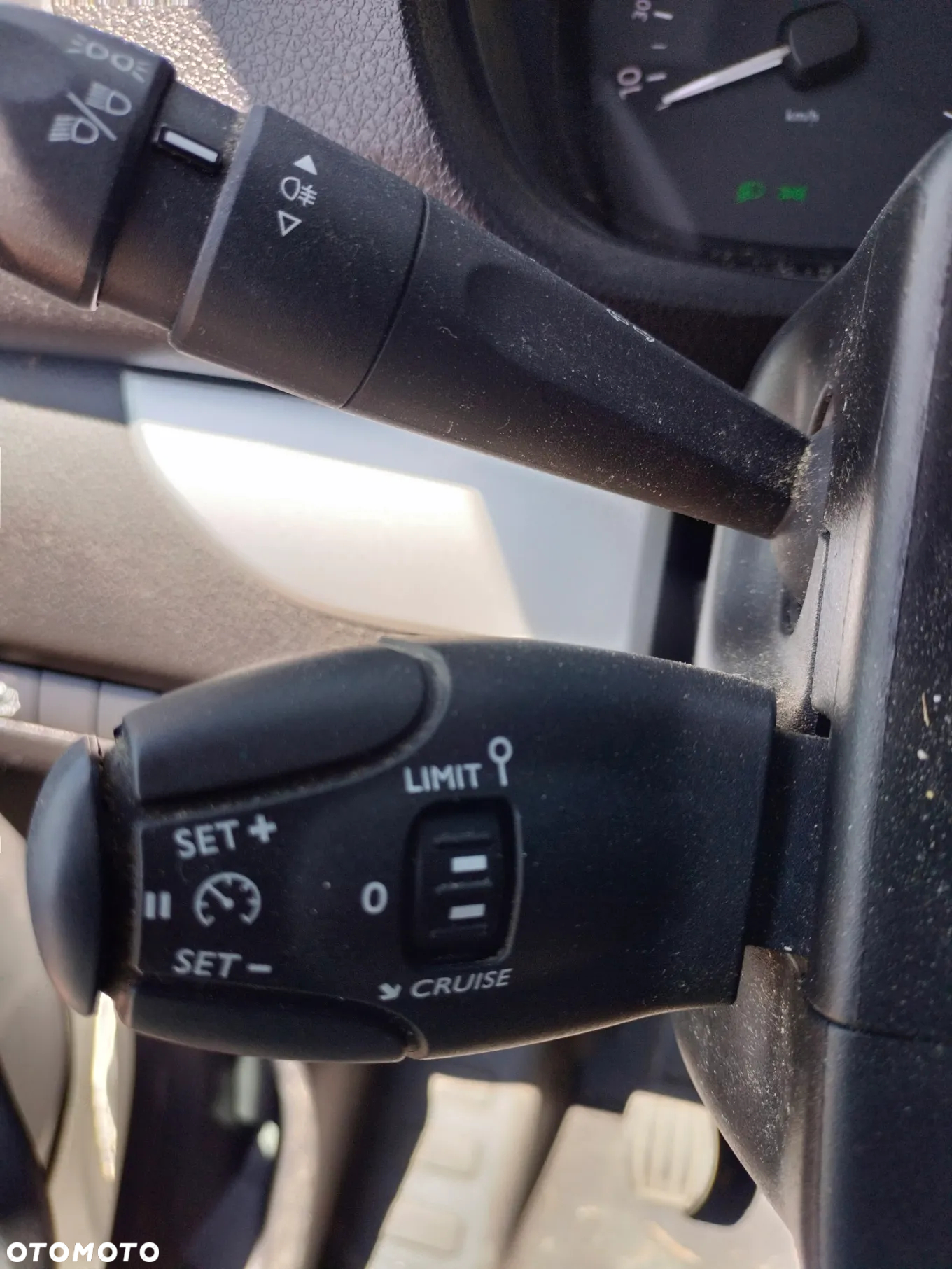 Opel Vivaro - 14