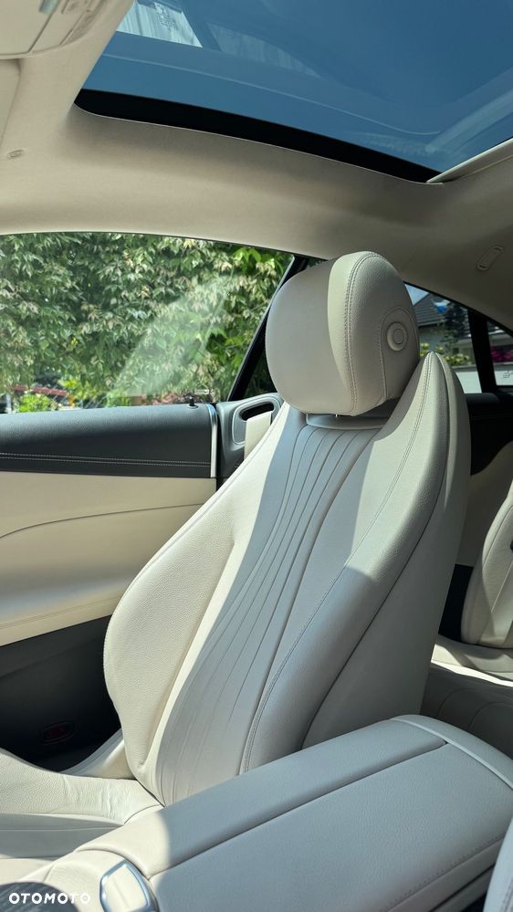 Mercedes-Benz Klasa E 220 d 4-Matic AMG - 24