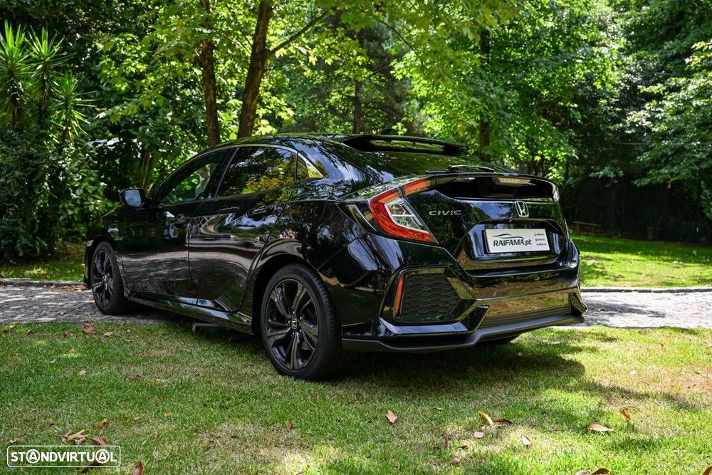 Honda Civic 1.0 i-VTEC Executive - 10