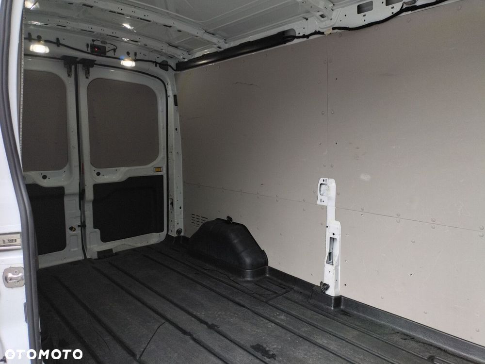 Ford transit - 14