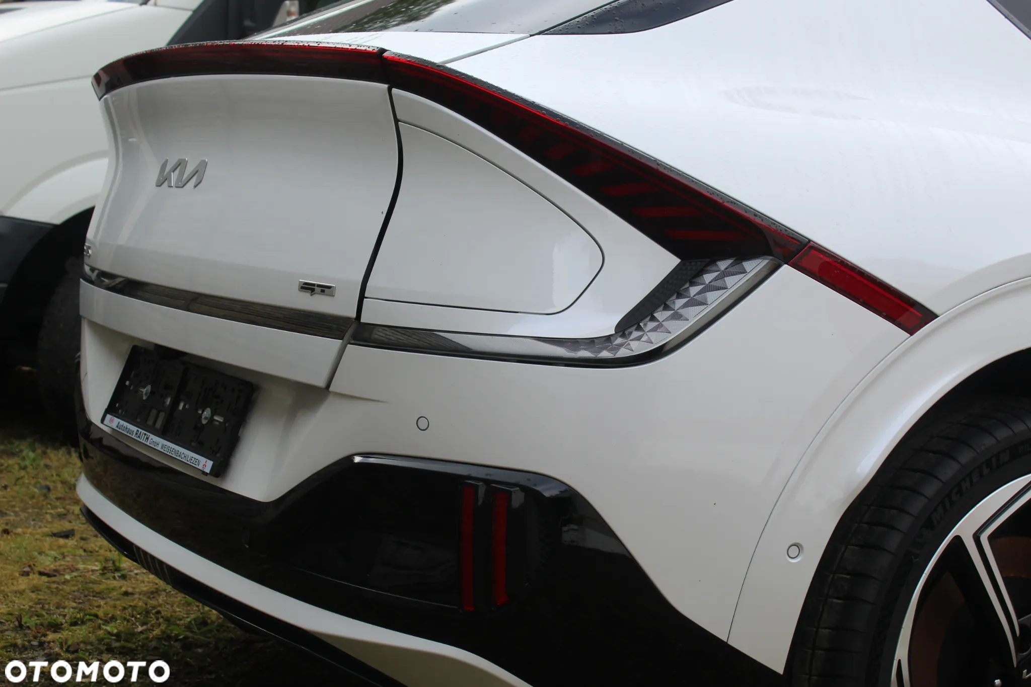 Kia EV6 77.4kWh GT AWD - 6