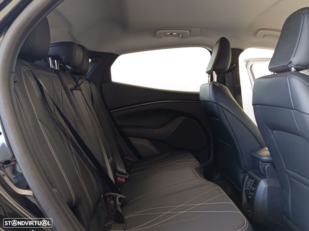 Ford Mustang Mach-E Standard - 36