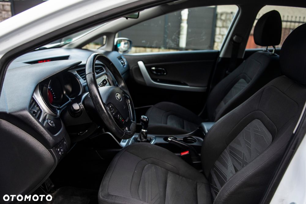 Kia Ceed 1.4 CVVT Vision - 18