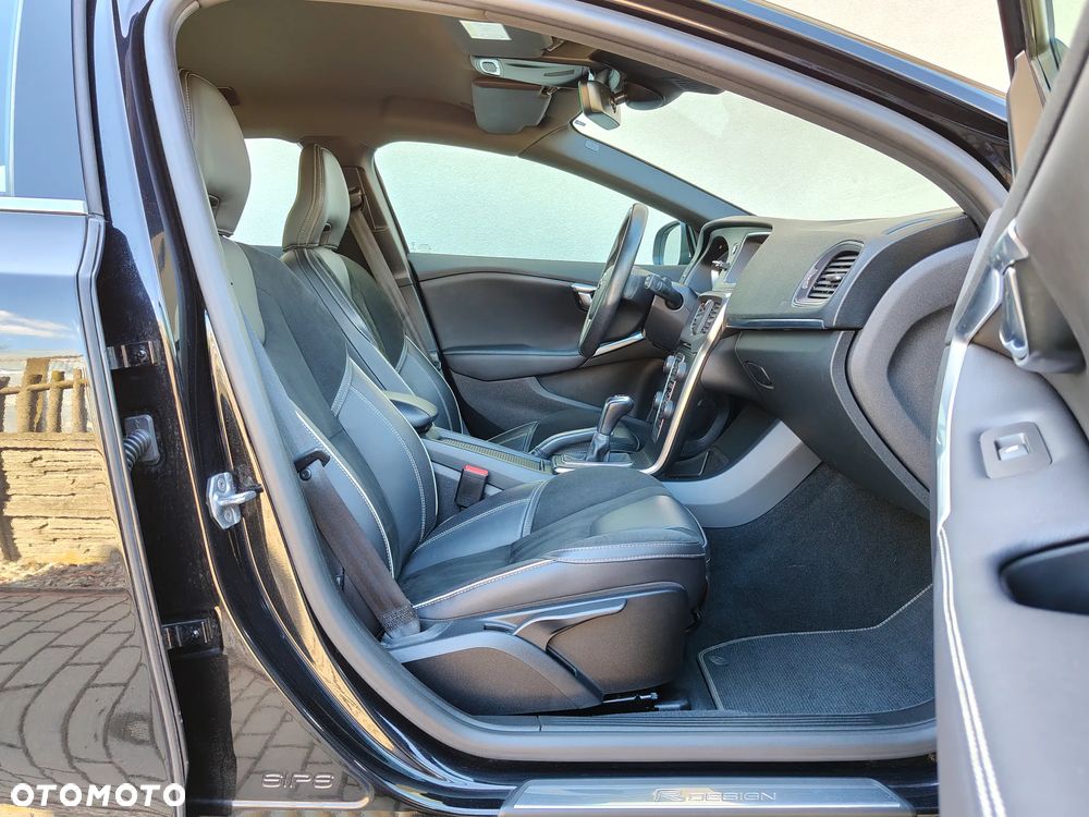 Volvo V40 T2 RDesign - 29