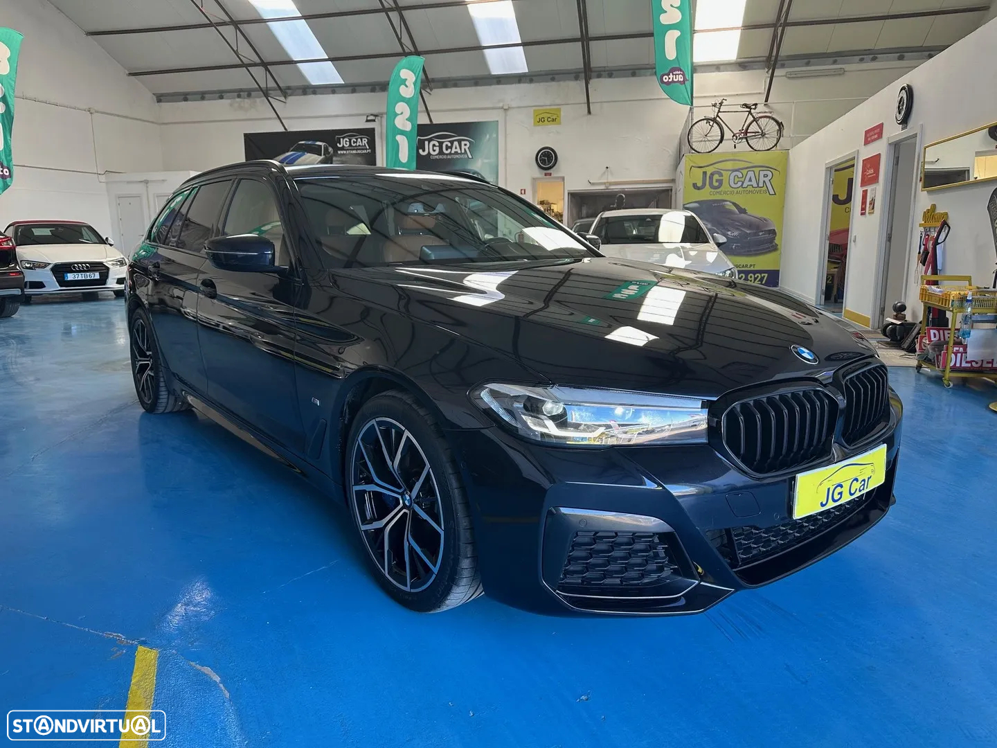 BMW 530 e Pack Desportivo M - 2