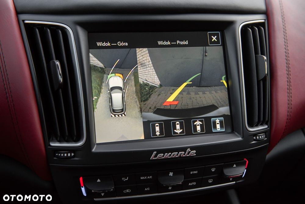 Maserati Levante Granlusso - 32