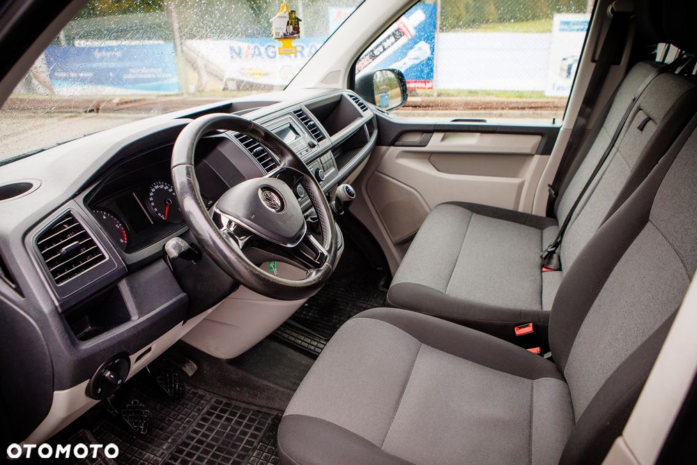 Volkswagen Transporter - 12