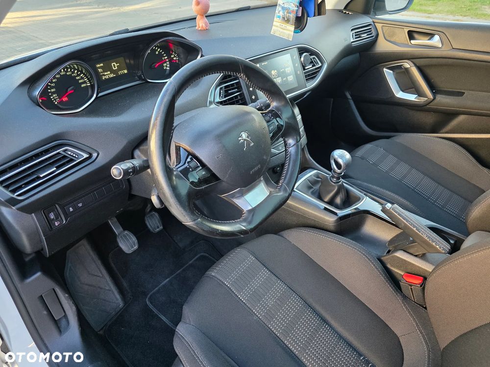 Peugeot 308 BlueHDi 120 Stop & Start Business-Line - 22