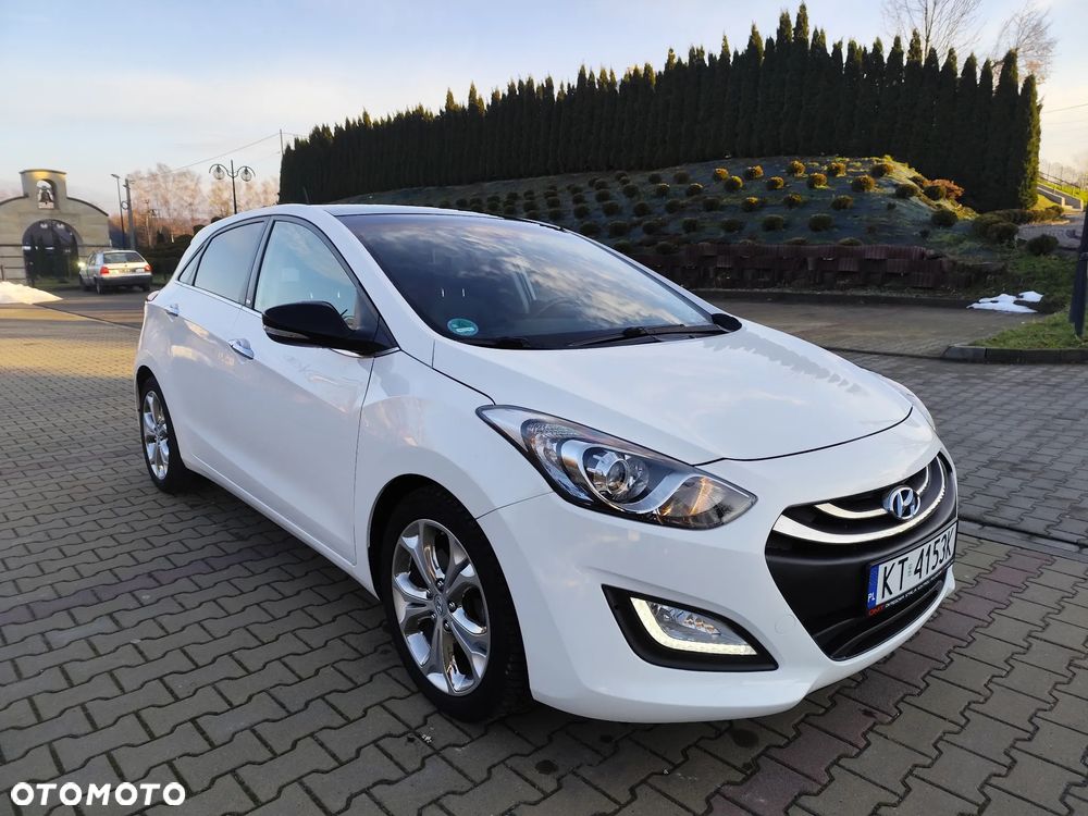 Hyundai i30 1.6 Fifa World Cup Edition - 1
