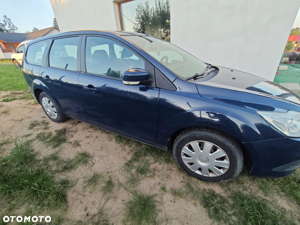 Ford Focus 1.6 Trend - 4