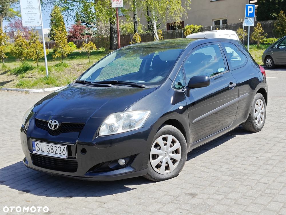 Toyota Auris 1.4 D-4D Luna - 1