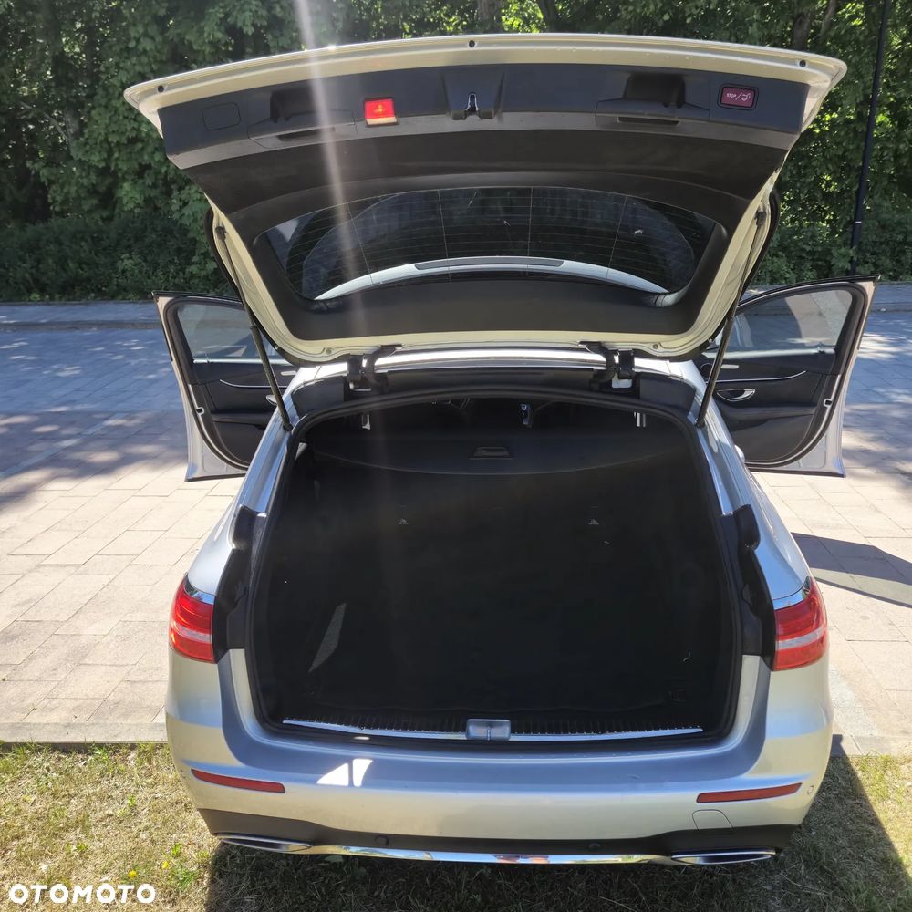 Mercedes-Benz Klasa E 220 d 9G-TRONIC - 8