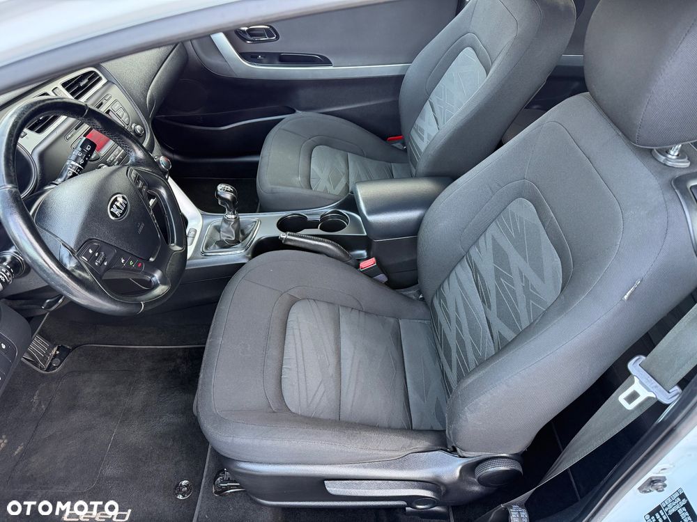 Kia ProCeed 1.6 GDI Vision - 27