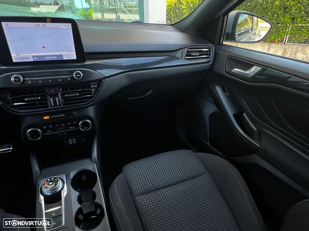 Ford Focus 1.0 EcoBoost MHEV ST-Line X Aut. - 35