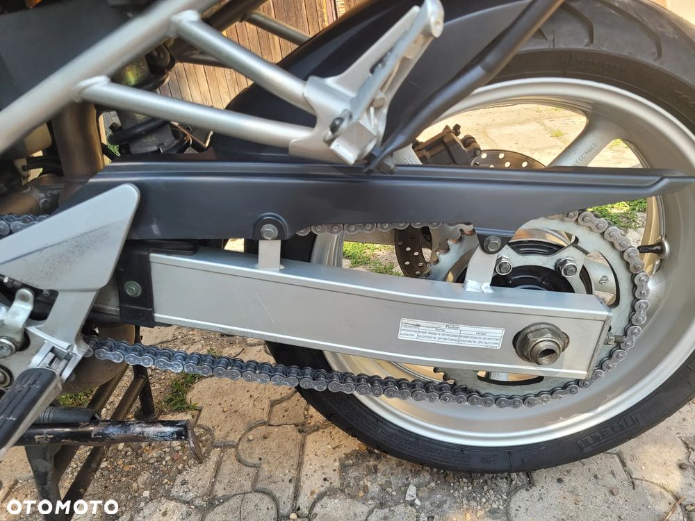 Yamaha FZ6 - 21