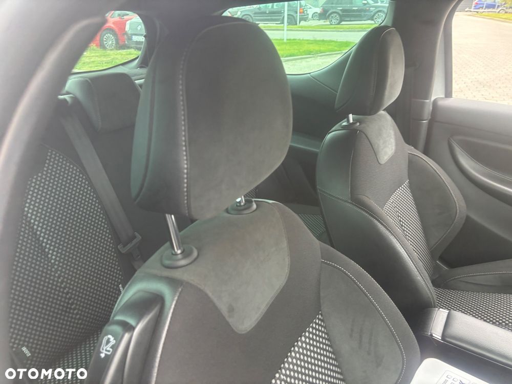 Citroën DS3 VTi 120 SoChic - 24